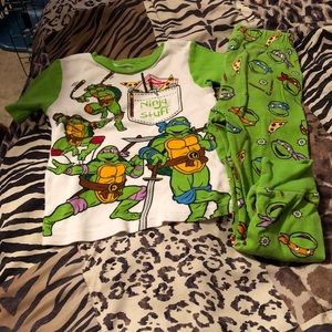 Two pairs of 5t pjs